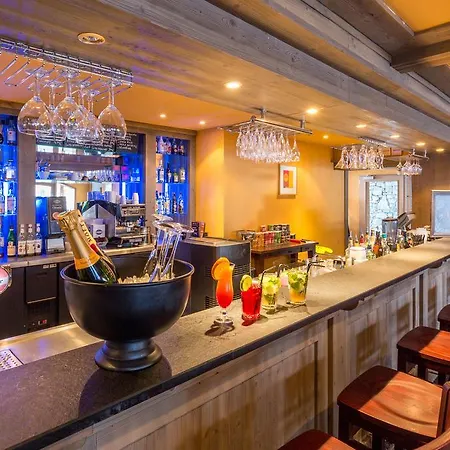 Le Vancouver 3* Ла-Плань