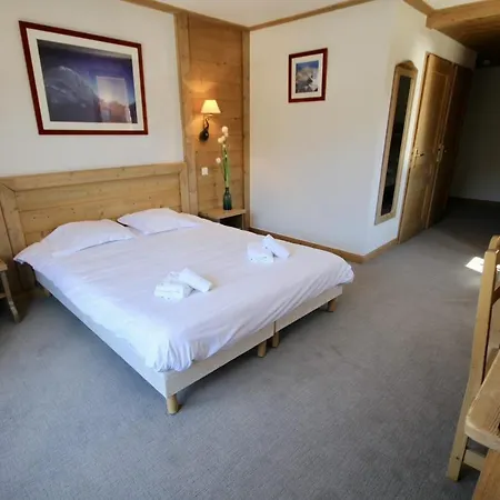 Le Vancouver Hotel 3*