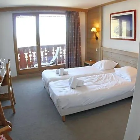 Le Vancouver Hotel 3*